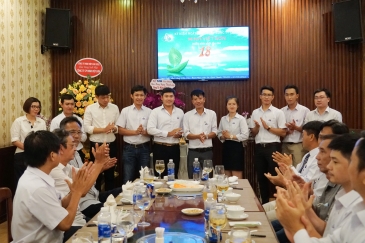 Kỷ niệm 18 năm thành lập công ty Minh Việt Sơn